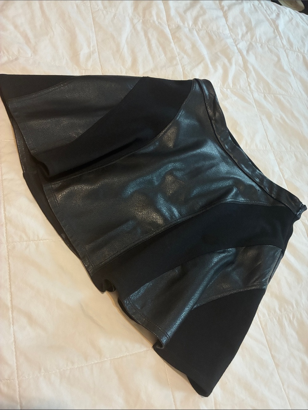 Jessica Simpson Black Faux Leather Panel Mini Skirt